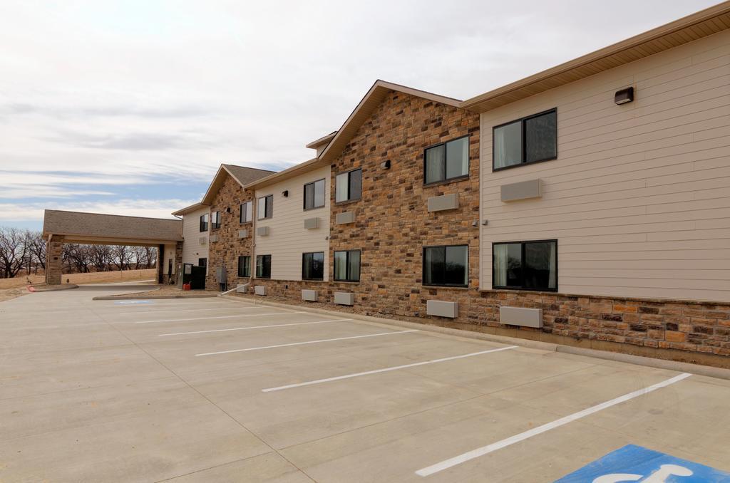 Cobblestone Inn & Suites - Denison | Oak Ridge Eksteriør billede