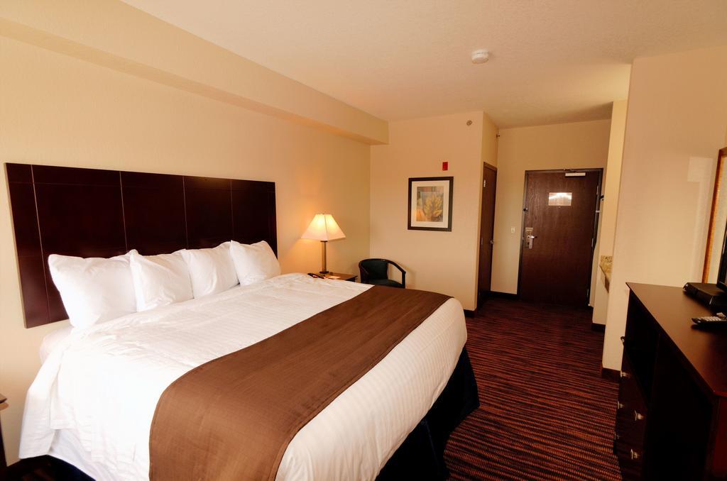 Cobblestone Inn & Suites - Denison | Oak Ridge Eksteriør billede