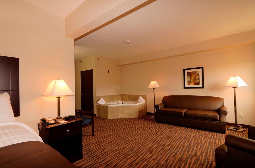 Cobblestone Inn & Suites - Denison | Oak Ridge Eksteriør billede