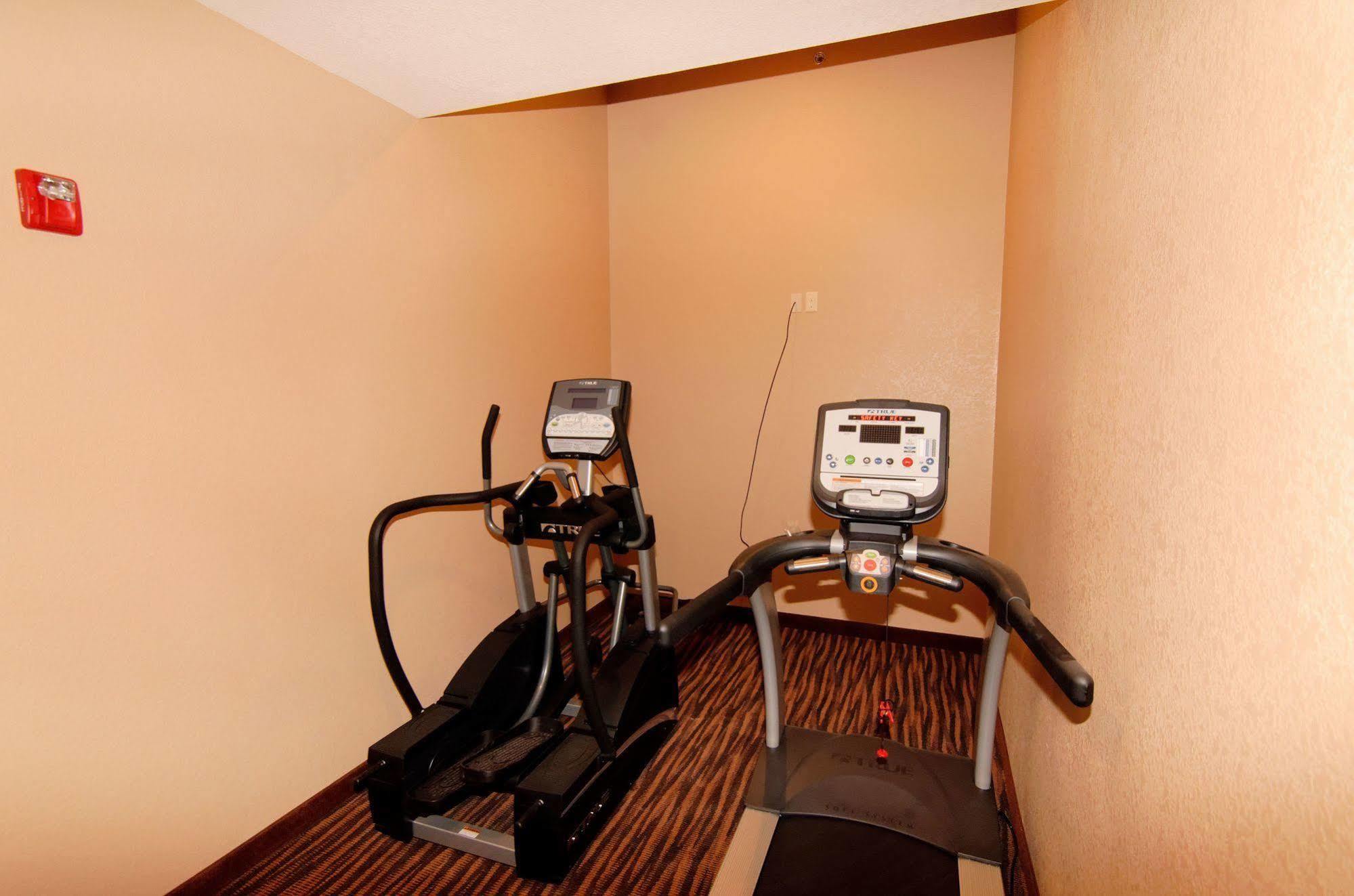 Cobblestone Inn & Suites - Denison | Oak Ridge Eksteriør billede