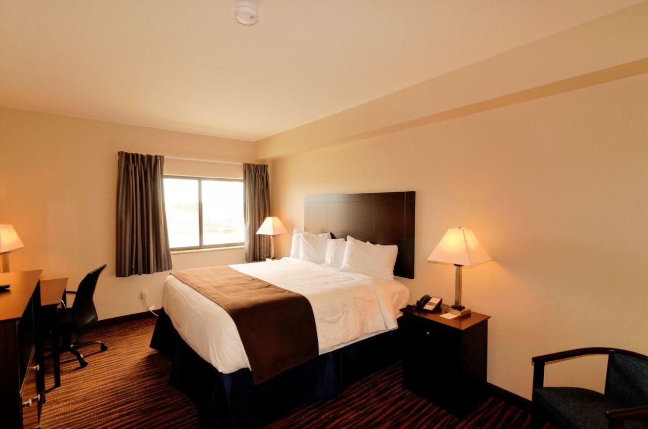 Cobblestone Inn & Suites - Denison | Oak Ridge Eksteriør billede