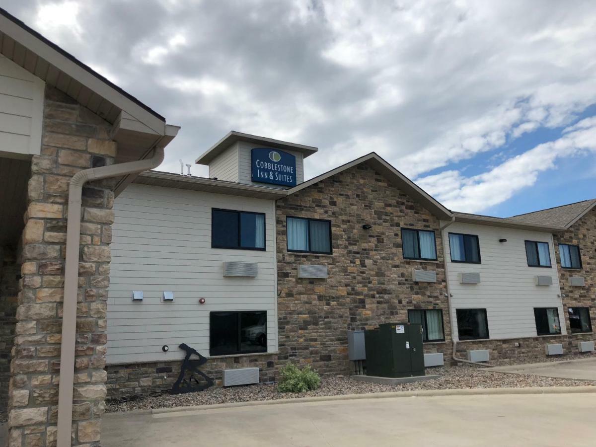 Cobblestone Inn & Suites - Denison | Oak Ridge Eksteriør billede